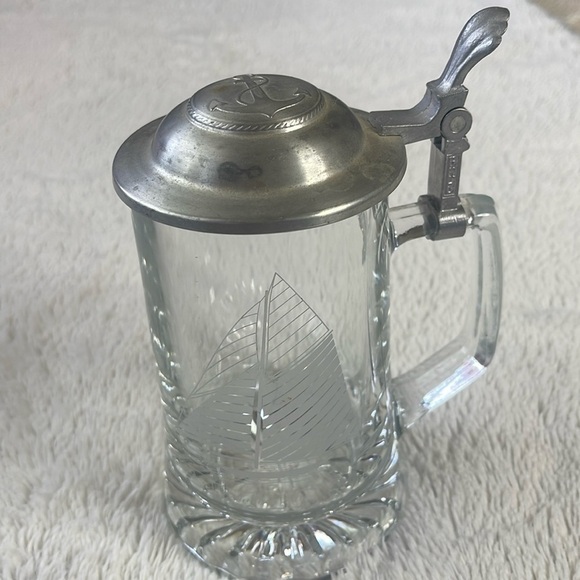 Vintage 1980's W Germany Old Spice
Columbia 1901 Etched Sailboat Beer Mug/Stein - Picture 4 of 9